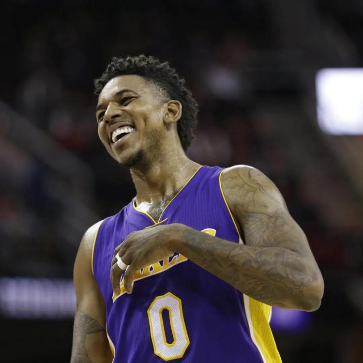 瑞士大名单：阿坎吉领衔，扎卡、科贝尔、恩多耶、R罗在列（瑞士队大名单出炉：阿坎吉压阵，扎卡、科贝尔、恩多耶、R罗悉数入选）