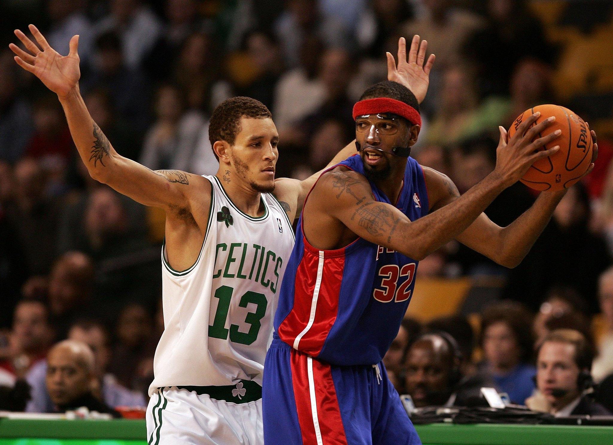 小蜘蛛进球为何有效？IFAB规则：疑似手球的巴埃纳并非进球者（小蜘蛛进球为何被判有效？IFAB：巴埃纳疑似手球但非进球者）