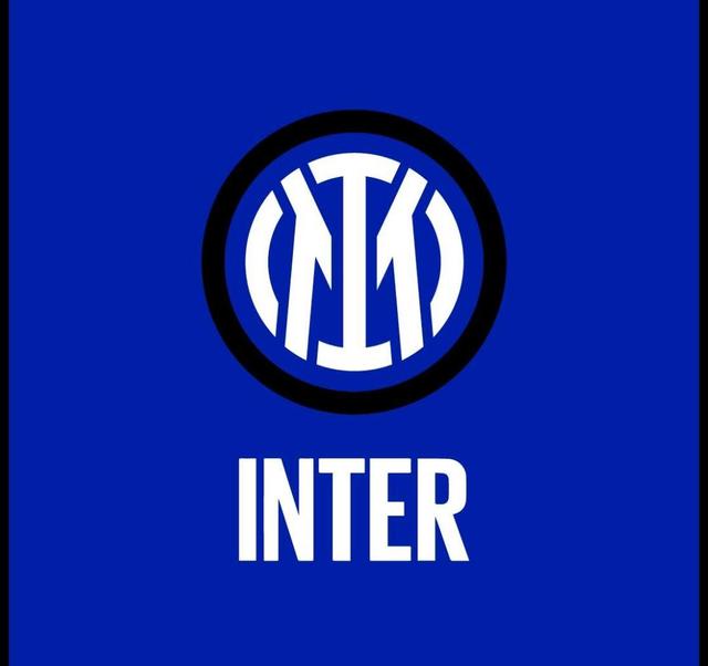 这队的三线联动太丝滑（这队三线配合行云流水）