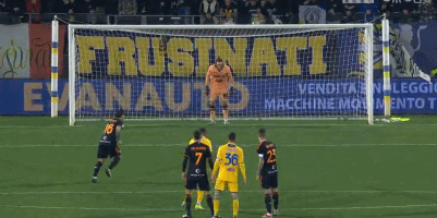 一日意甲最新动态：米兰双雄培养新人，迈尼昂无意加盟蓝黑军团